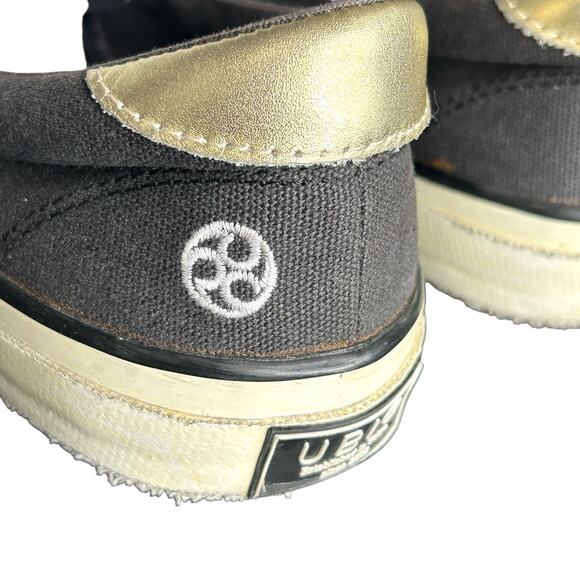 Three Tides Tattoo X Ubiq Slip On Shoes Mens 11 Sakura Fubuki Mutsuo Street RARE - Picture 7 of 14